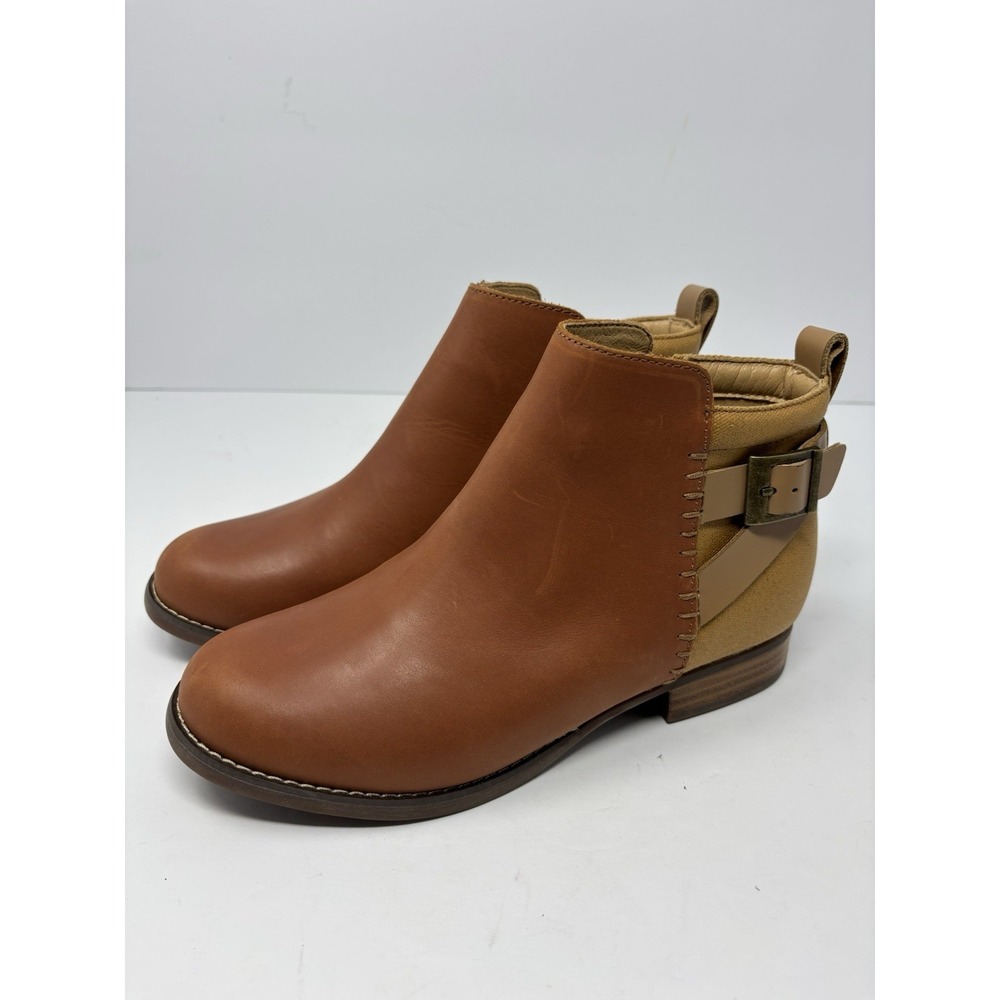 Spenco Women's Dove Creek ankle boot in Saddle Size US 8.5 B